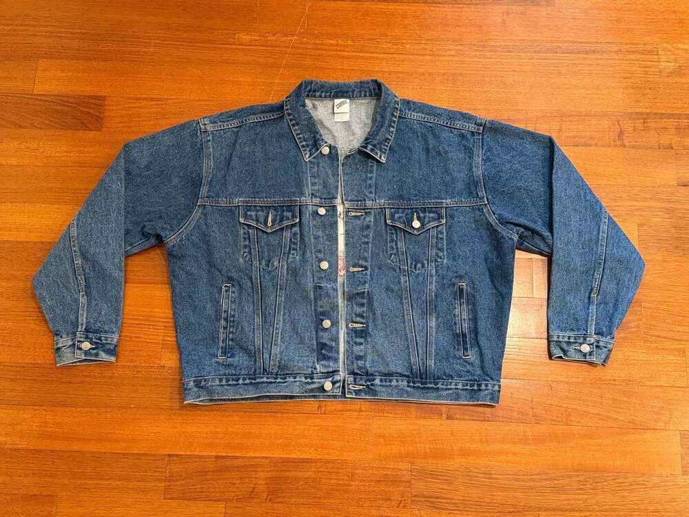Vintage Warner Bros Studio Store Looney Tunes Denim Trucker Jacket XL